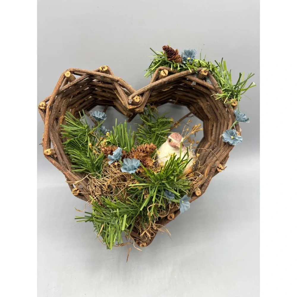 Vtg Rustic Woven Twig Heart Basket Bird Nest‎ Pinecones Flowers Farmhouse Decor